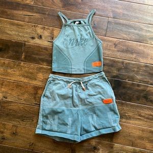 Nike Women's Blue and Orange Set